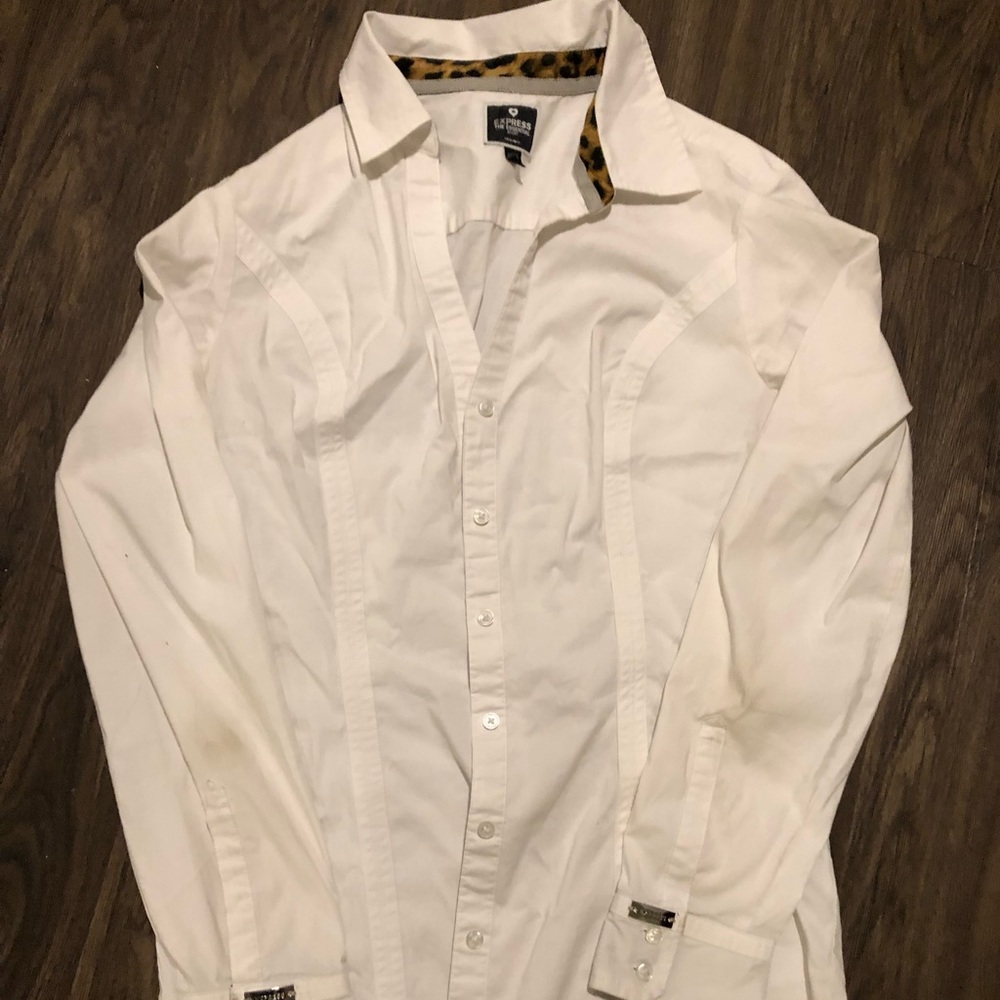 Express essential shirt